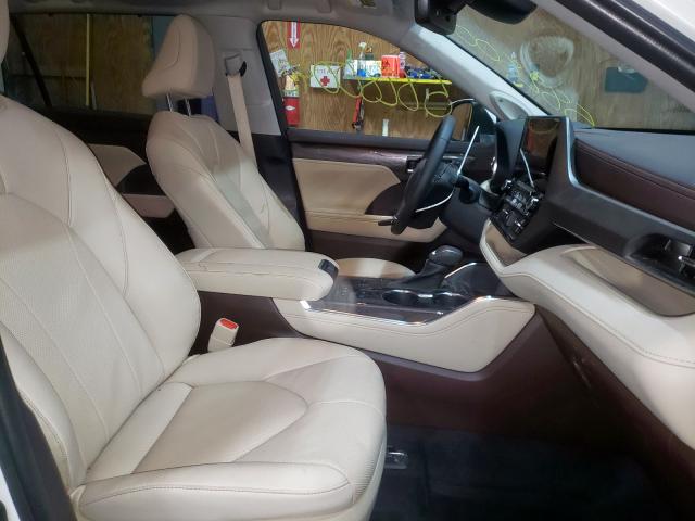 Photo 5 from auction – 2022 TOYOTA HIGHLANDER with VIN 5TDXBRCH3NS558444