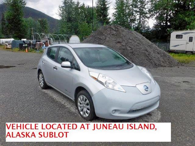 NISSAN LEAF S 2015 with VIN 1N4AZ0CP0FC323688 - Photo from auction