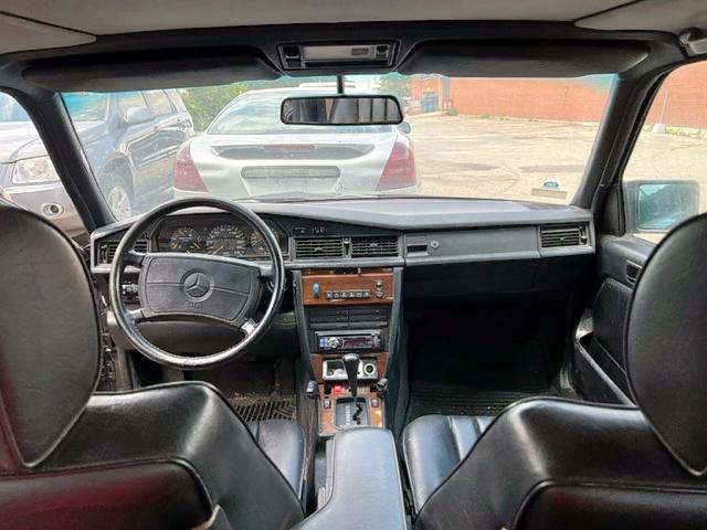 Photo 9 from auction – 1990 MERCEDES-BENZ 190 E 2.6 with VIN WDBDA29D8LF729914