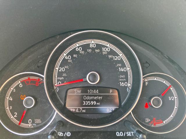 Photo 8 from auction – 2017 VOLKSWAGEN BEETLE 1.8 with VIN 3VWF17AT6HM620737