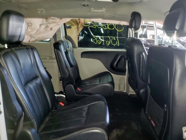 Photo 6 from auction – 2014 CHRYSLER TOWN & COU with VIN 2C4RC1BG4ER399006
