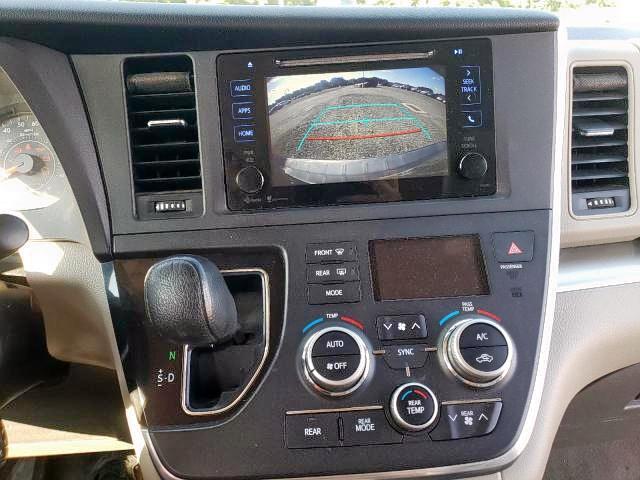 Photo 9 from auction – 2015 TOYOTA SIENNA LE with VIN 5TDKK3DC4FS614371