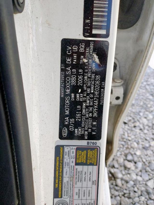Photo 10 from auction – 2017 KIA FORTE LX with VIN 3KPFK4A71HE020638