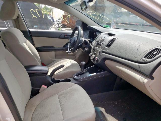Zdjęcie 5 z aukcji – 2010 KIA FORTE EX z VIN KNAFU4A23A5174233