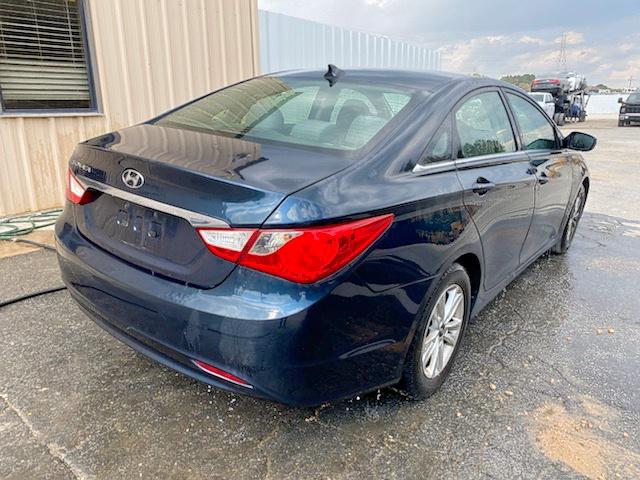 Photo 4 from auction – 2012 HYUNDAI SONATA GLS with VIN 5NPEB4AC0CH342720