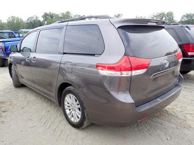 Photo 3 from auction – 2012 TOYOTA SIENNA XLE with VIN 5TDYK3DC4CS268618