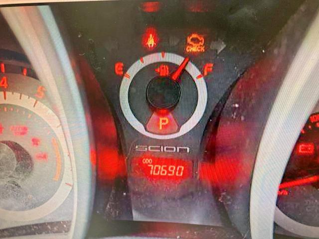 Photo 8 from auction – 2015 TOYOTA SCION TC with VIN JTKJF5C76F3095236