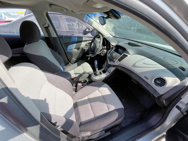 Photo 5 from auction – 2012 CHEVROLET CRUZE LS with VIN 1G1PD5SH5C7349226