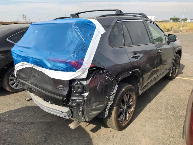 Photo 4 from auction – 2022 TOYOTA RAV4 SE with VIN JTM16RFV9ND067769
