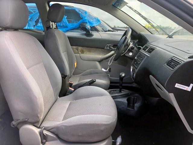 Photo 5 from auction – 2005 FORD FOCUS ZX3 with VIN 3FAFP31N15R119447