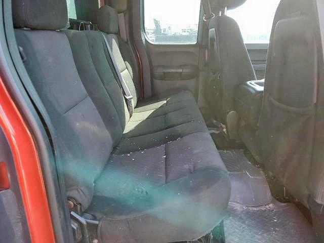 Photo 6 from auction – 2010 CHEVROLET SILVERADO with VIN 1GCSCREA8AZ220005