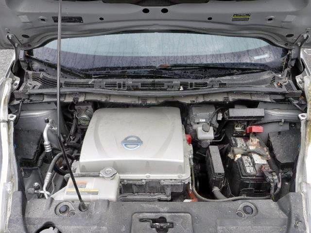 Photo 7 from auction – 2015 NISSAN LEAF S with VIN 1N4AZ0CP0FC323688