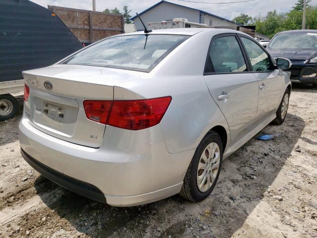 Photo 4 from auction – 2010 KIA FORTE EX with VIN KNAFU4A23A5174233