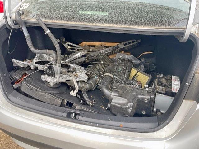 Photo 9 from auction – 2020 TOYOTA COROLLA LE with VIN 5YFEPRAEXLP089635