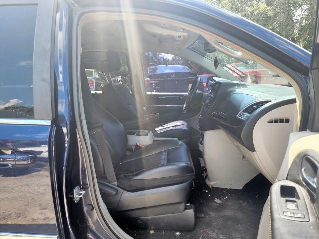 Photo 5 from auction – 2014 CHRYSLER TOWN & COU with VIN 2C4RC1BG1ER364259