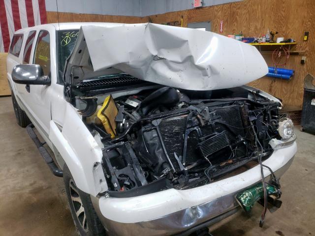 Photo 9 from auction – 2002 GMC NEW SIERRA with VIN 2GTEK19T121422563