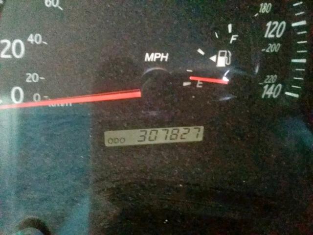 Photo 8 from auction – 2003 TOYOTA CAMRY with VIN 4T1BE32K43U178657