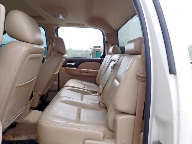 Photo 6 from auction – 2010 GMC SIERRA K15 with VIN 3GTRKXE28AG250488