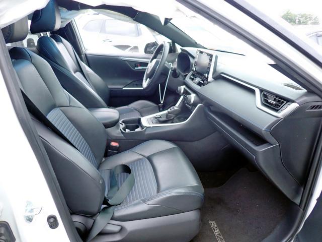 Photo 5 from auction – 2019 TOYOTA RAV4 XSE with VIN JTMEWRFV5KD506012