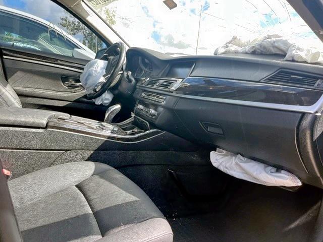 Photo 5 from auction – 2016 BMW 528 I with VIN WBA5A5C54GG354528