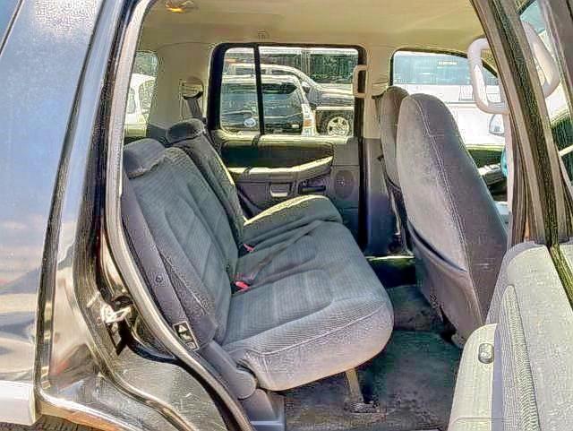 Photo 6 from auction – 2002 FORD EXPLORER X with VIN 1FMZU73E52ZB28725