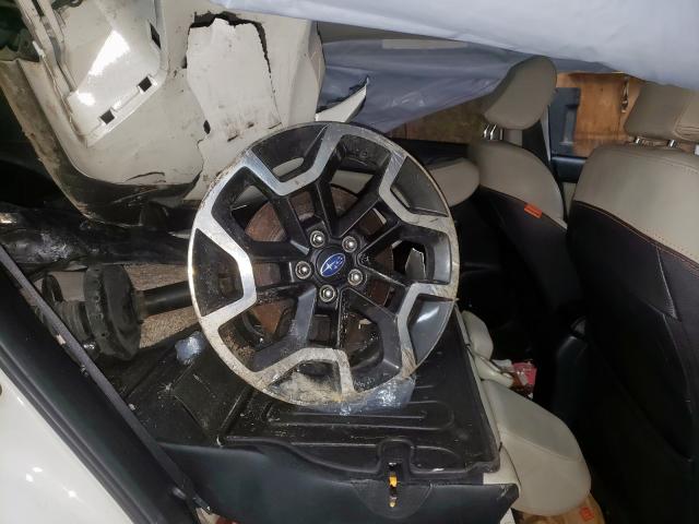 Photo 6 from auction – 2016 SUBARU CROSSTREK with VIN JF2GPAKC4G8271910