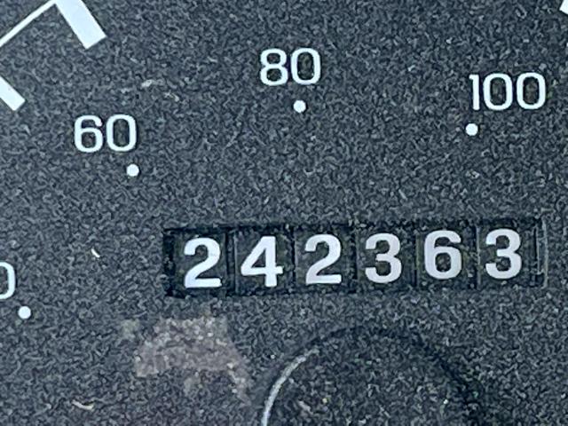 Photo 8 from auction – 2000 FORD F250 SUPER with VIN 1FTNW21F6YEA94984