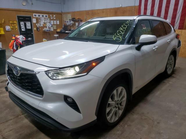 Photo 2 from auction – 2022 TOYOTA HIGHLANDER with VIN 5TDXBRCH3NS558444