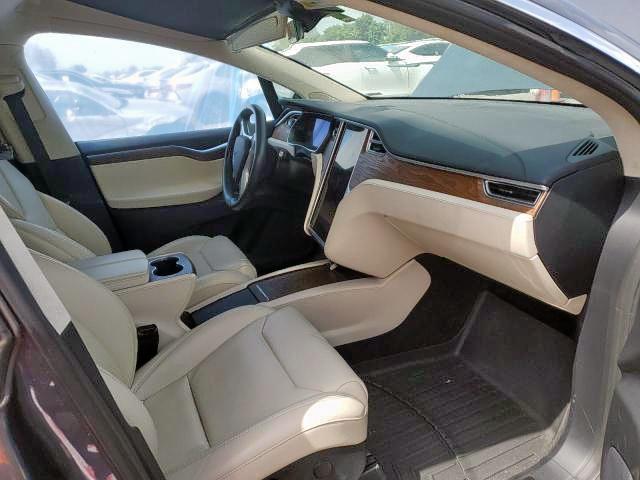 Photo 5 from auction – 2018 TESLA MODEL X with VIN 5YJXCDE20JF089580