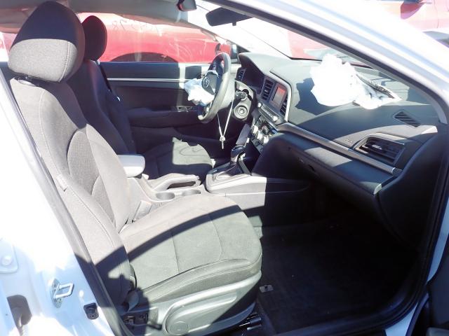 Photo 5 from auction – 2019 HYUNDAI ELANTRA SE with VIN 5NPD74LF3KH425481