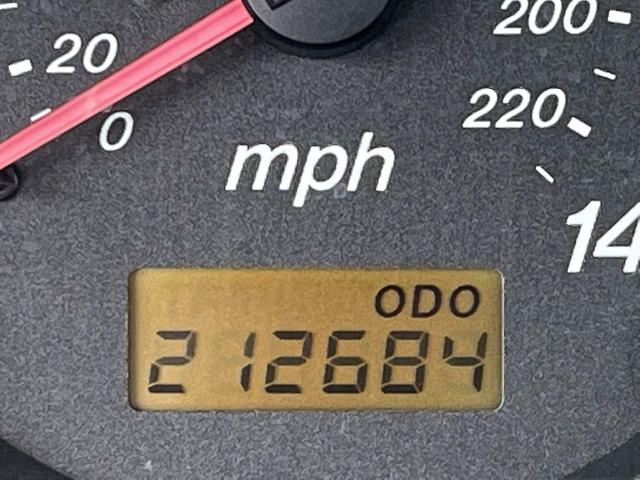 Photo 8 from auction – 2002 MAZDA PROTEGE DX with VIN JM1BJ225120544374