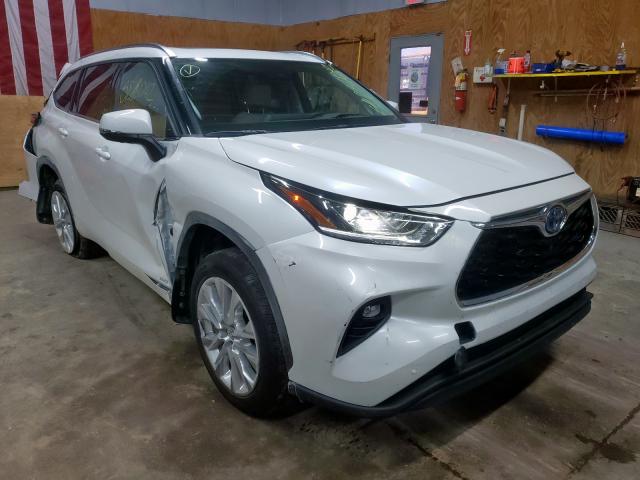 Photo 1 from auction – 2022 TOYOTA HIGHLANDER with VIN 5TDXBRCH3NS558444