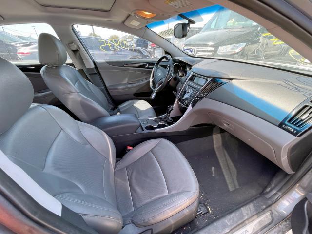 Photo 5 from auction – 2011 HYUNDAI SONATA SE with VIN 5NPEC4AC5BH133811