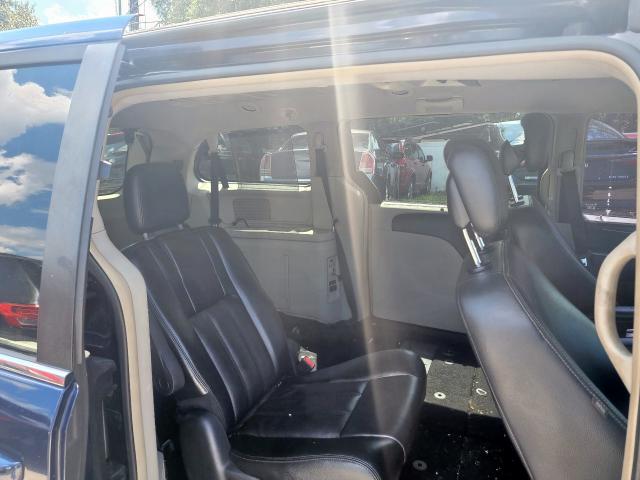 Photo 6 from auction – 2014 CHRYSLER TOWN & COU with VIN 2C4RC1BG1ER364259
