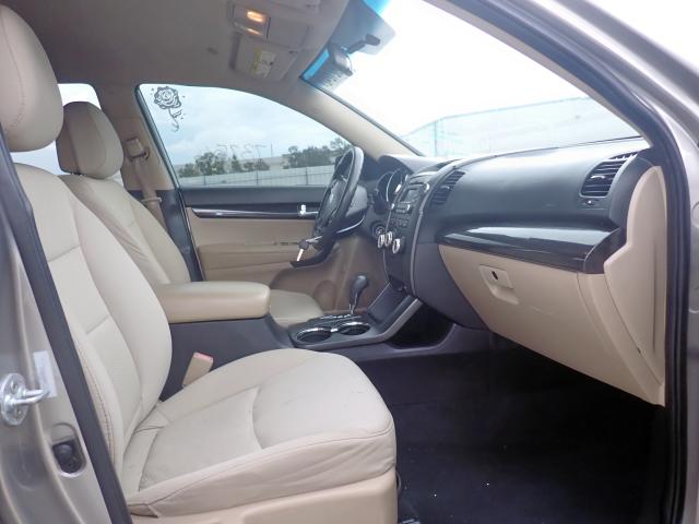 Photo 5 from auction – 2013 KIA SORENTO LX with VIN 5XYKT4A11DG324668