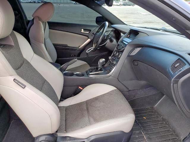Photo 5 from auction – 2016 HYUNDAI GENESIS CO with VIN KMHHT6KJ2GU133585
