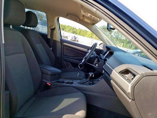 Photo 5 from auction – 2019 VOLKSWAGEN JETTA S with VIN 3VWC57BU5KM023973