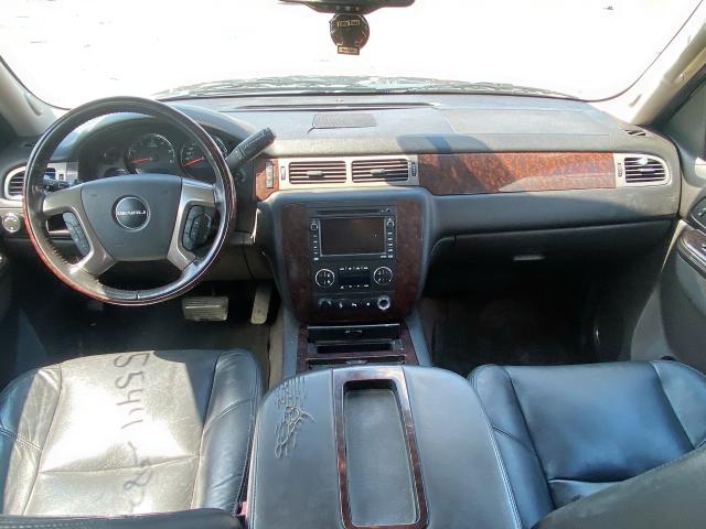 Photo 9 from auction – 2010 GMC YUKON DENA with VIN 1GKUKEEF3AR165368