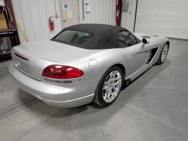 Photo 4 from auction – 2004 DODGE VIPER SRT- with VIN 1B3JZ65ZX4V101481