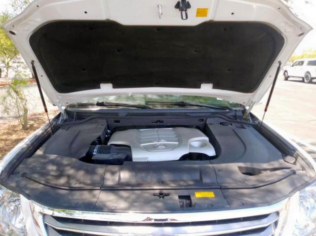 Photo 7 from auction – 2011 LEXUS LX 570 with VIN JTJHY7AX8B4059080
