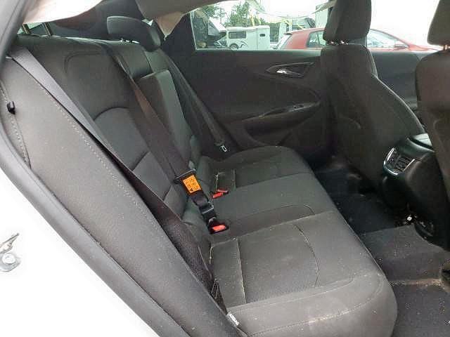 Photo 6 from auction – 2018 CHEVROLET MALIBU LT with VIN 1G1ZD5STXJF278931