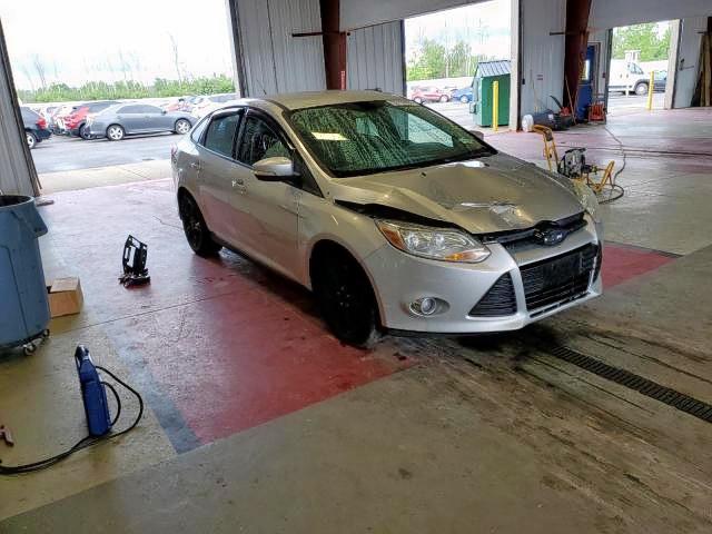 FORD FOCUS SE 2012 with VIN 1FAHP3F23CL370473 - Photo from auction