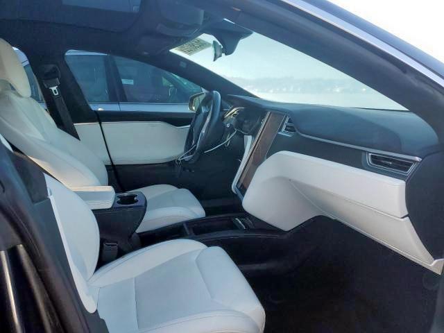 Photo 5 from auction – 2017 TESLA MODEL S with VIN 5YJSA1E25HF194575