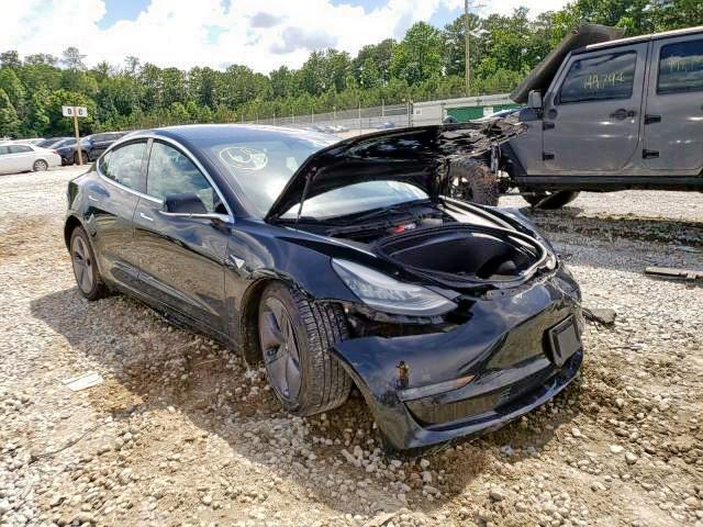 TESLA MODEL 3 2019 with VIN 5YJ3E1EA0KF305220 - Photo from auction