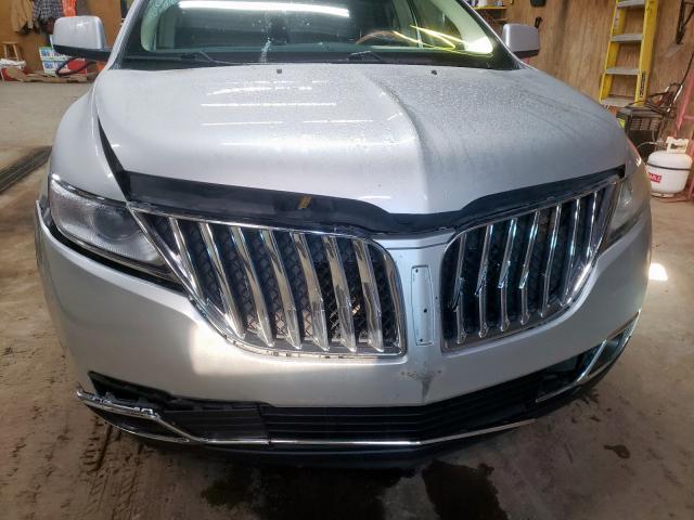 Photo 9 from auction – 2011 LINCOLN MKX with VIN 2LMDJ8JK0BBJ00064