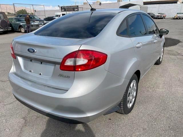 Photo 4 from auction – 2011 FORD FIESTA SE with VIN 3FADP4BJ1BM200885