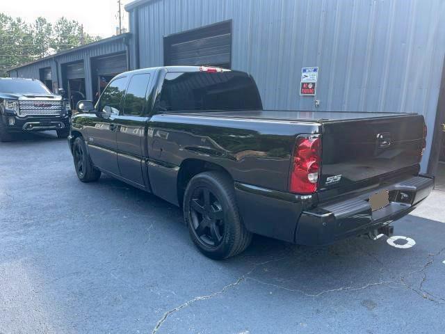 Photo 3 from auction – 2004 CHEVROLET SILVERADO with VIN 2GCEK19N641359609