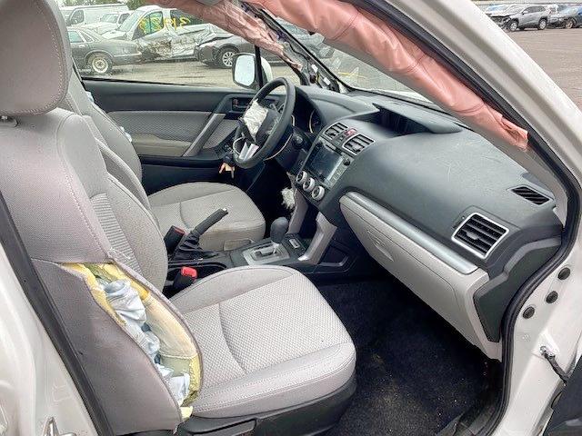 Photo 5 from auction – 2017 SUBARU FORESTER 2 with VIN JF2SJAEC8HH585858