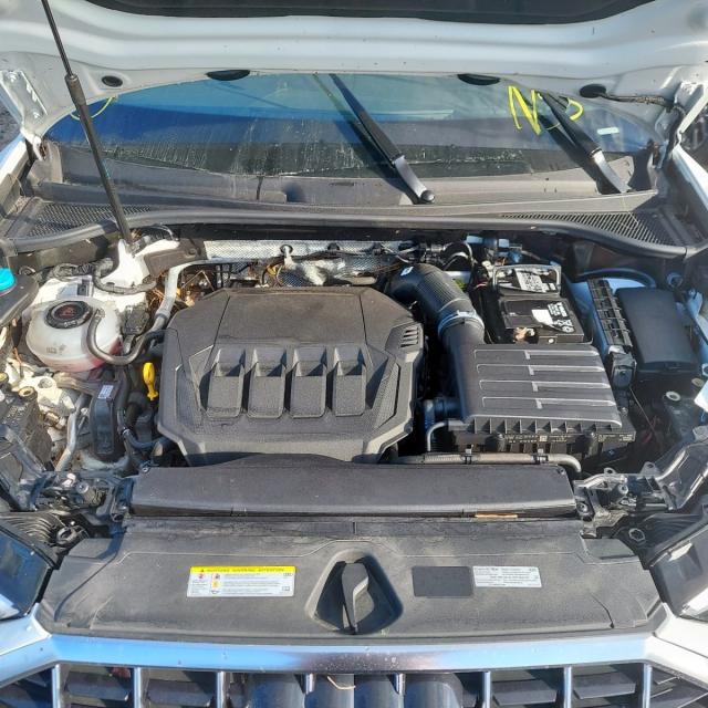 Photo 7 from auction – 2020 AUDI Q3 PREMIUM with VIN WA1AECF31L1085500