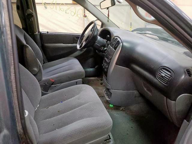 Photo 5 from auction – 2005 CHRYSLER TOWN & COU with VIN 2C4GP54L65R581822
